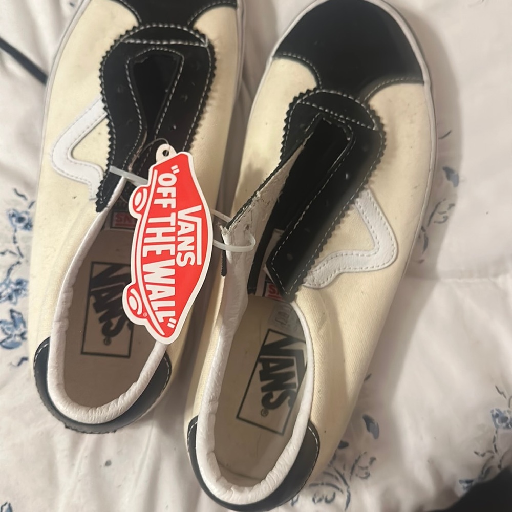 Good condition with tag still on